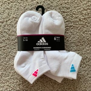 Brand new Women’s Adidas Multicolor Low Cut Socks 6 Pairs